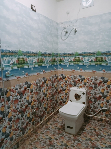 Bathroom 3, Royal Villa Guest House, Purnia