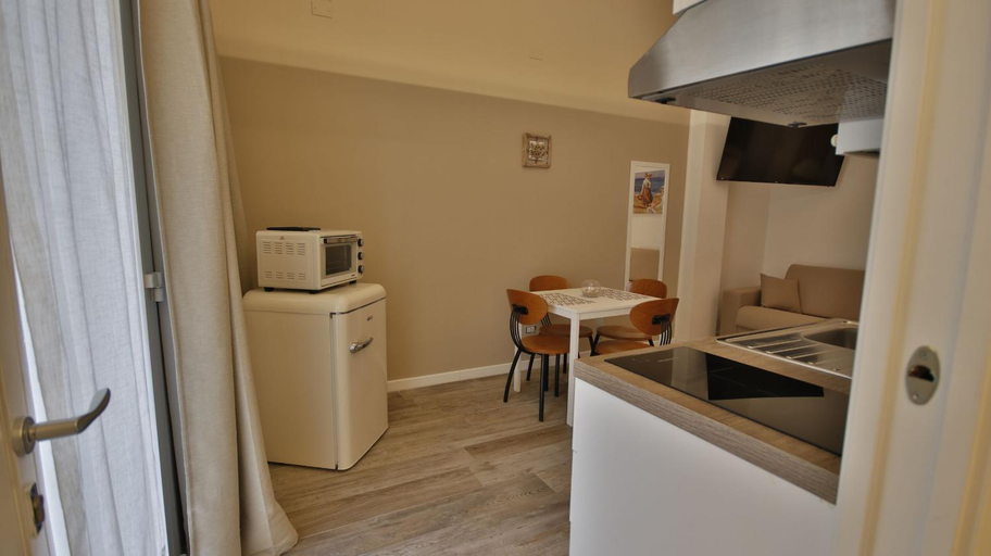 Others 4, Casa Levante a 75 mt dalla spiaggia, Bari