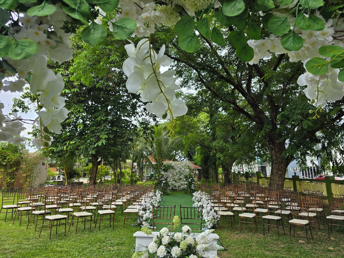 Others 5, Subic Bay Peninsular Hotel, Olongapo City