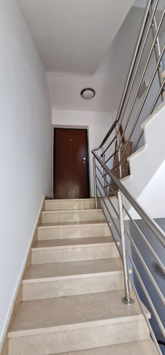 Others 4, APARTMANI NINI