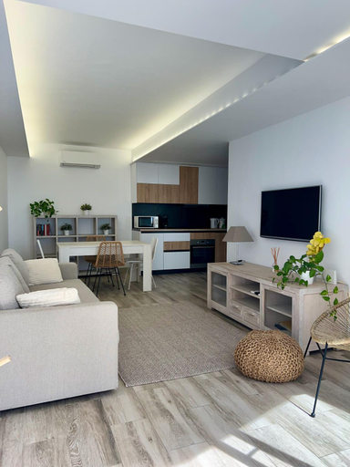 Others 5, Apartment Paseo, Almería