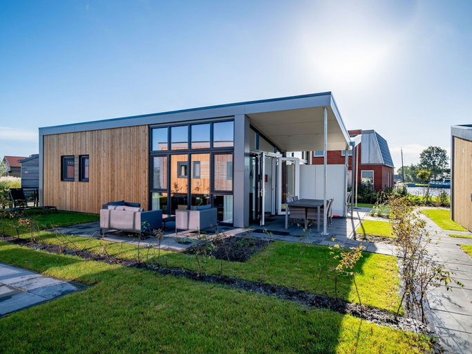 Exterior 3, Modern Chalet With Beautiful Terrace, in Friesland, Boarnsterhim