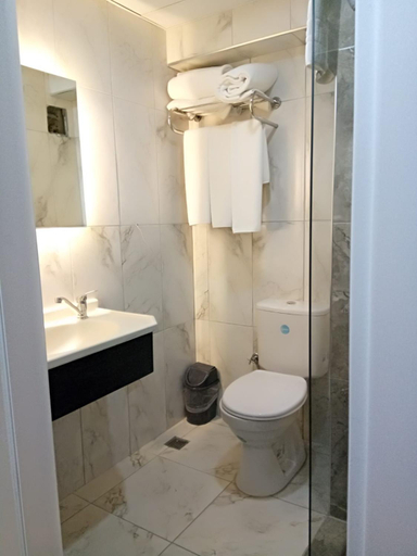 Bathroom 3