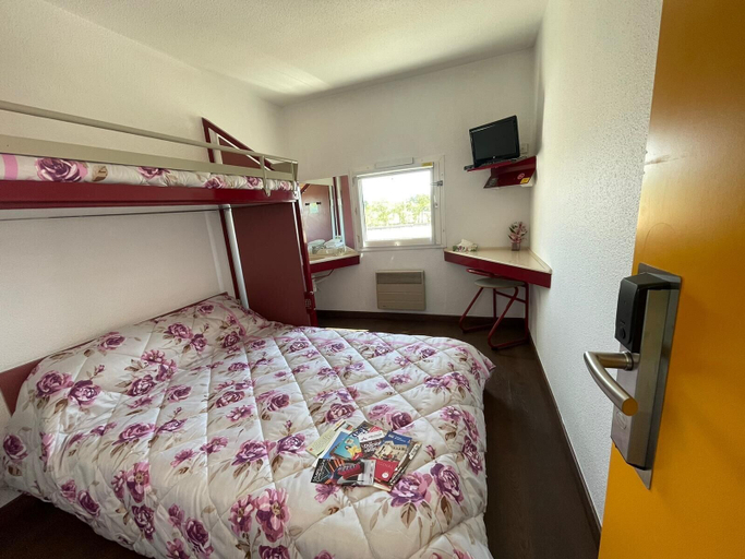 Bedroom 5, HOTEL PARIS VALENCE, Drôme