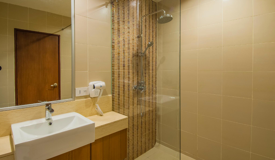 Bathroom 5