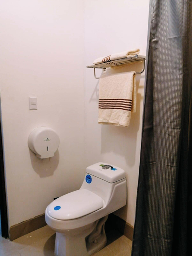 Bathroom 3, Kilómetro 158 Hawai Monterrico, Taxisco