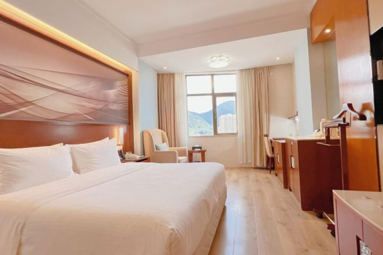 Bedroom 4, Jinhua Hotel, Huangshi