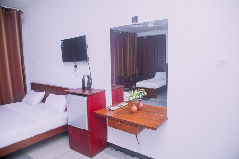 Bedroom 3, The Ocean Villa Den, Hikkaduwa