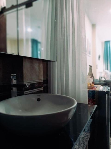 Bathroom 4, Auntie Lien's Homestay, Cầu Giấy