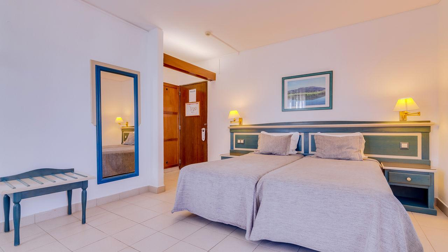 Bedroom 3, Hotel Mar A Vista, Albufeira