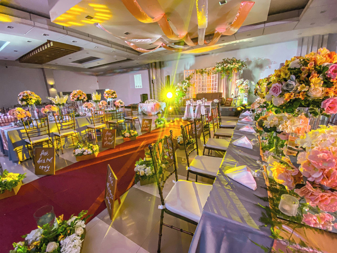 Food & Drinks 4, Subic Bay Peninsular Hotel, Olongapo City
