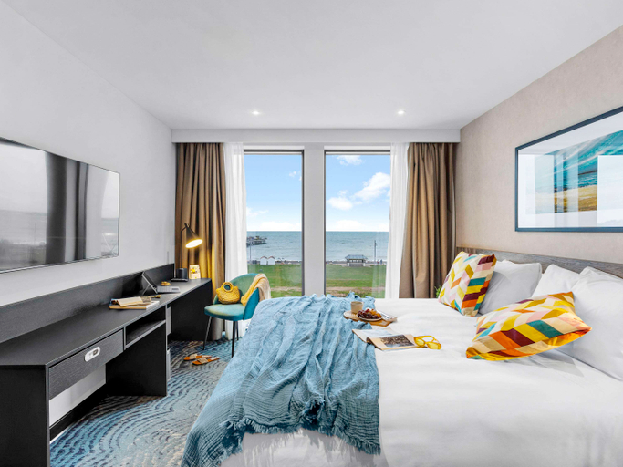 Bedroom 3, ibis Styles Paignton, Torbay
