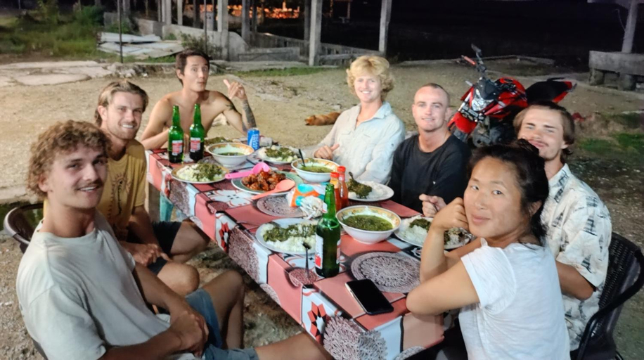Food & Drinks 4, Nias Kristov Surf Camp, South Nias