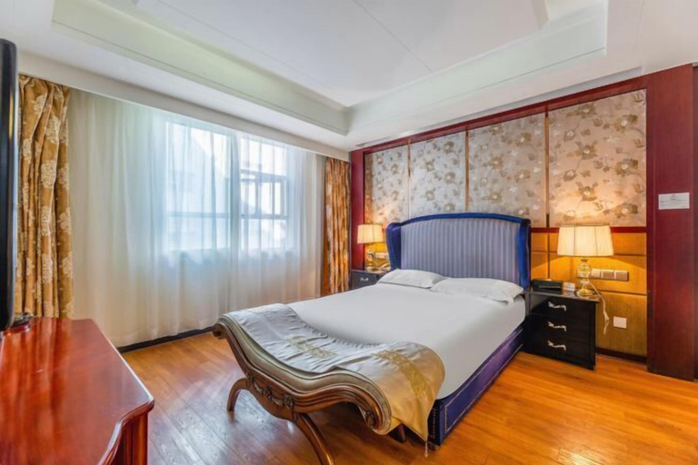 Bedroom 3, Halcyon Hotel & Resort, Yingtan