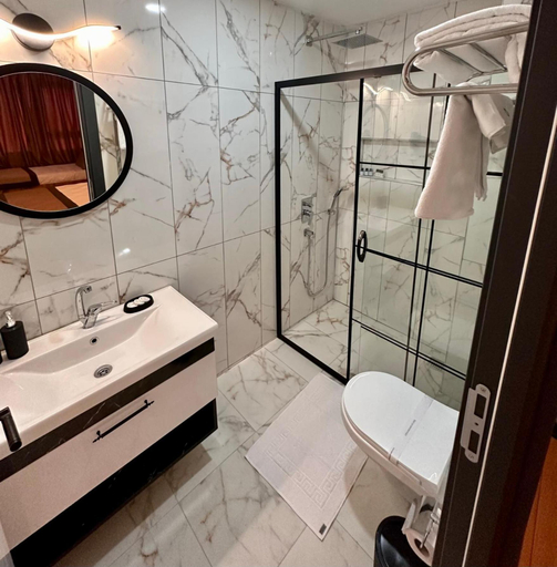 Bathroom 5, Skymoon Airport Hotel, Arnavutkoy