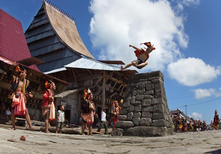 Nias Kristov Surf Camp, South Nias