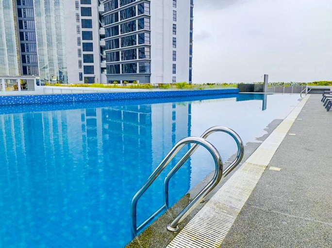 Sport & Beauty 4, Dpristine, Tropicana Suite by Antlerzone, Johor Bahru