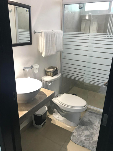 Bathroom 4, PLAYA SUITES apartment, Cozumel