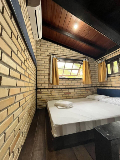 Bedroom 3, Chalés do Holandês Eco Pousada, Bombinhas