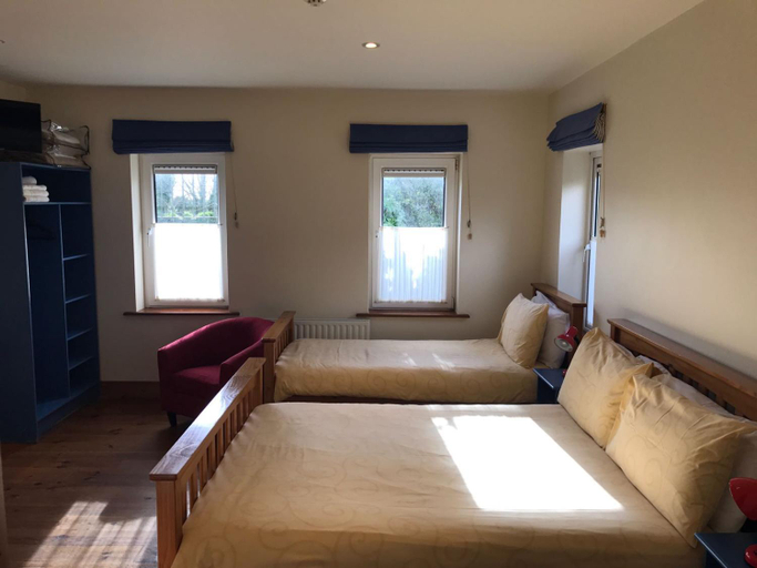 Bedroom 2, An Capall Dubh B&B