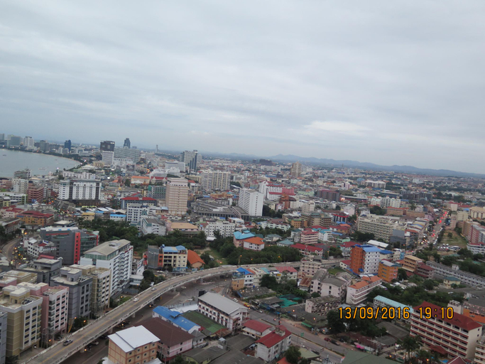 Others 5, Two Bedrooms 31st Floor 100 Pattaya Bay Seaview, Pattaya