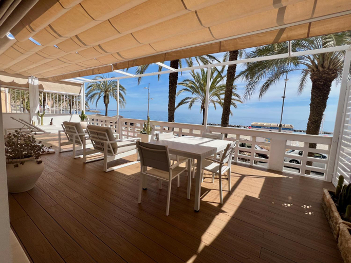 Food & Drinks 2, Apartment Paseo, Almería