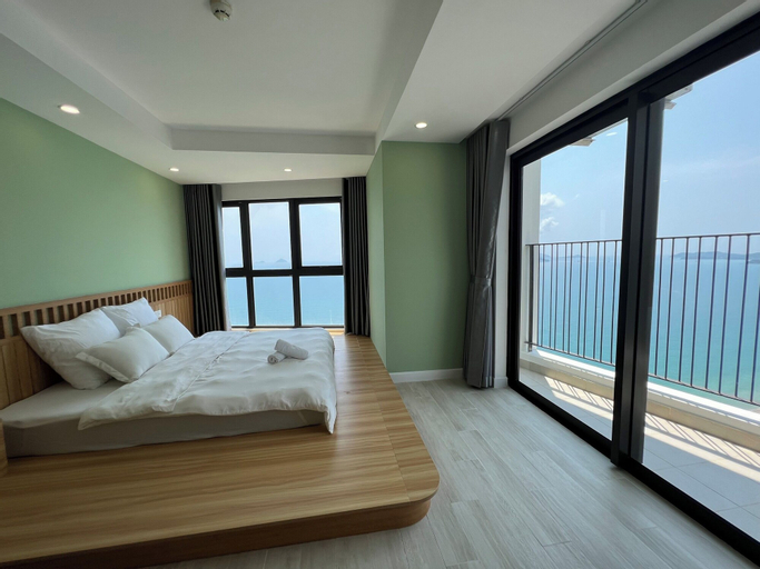 Bedroom 18