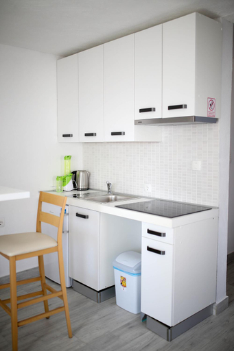 Others 5, Apartments ANA Karlobag, Karlobag