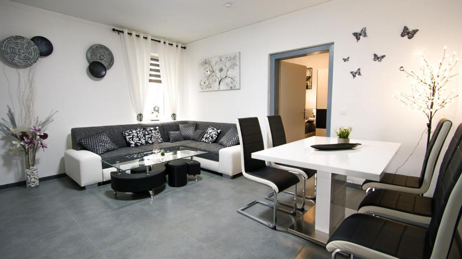 Others 4, Haus Rene, Villach