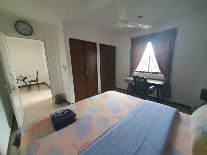 Bedroom 27