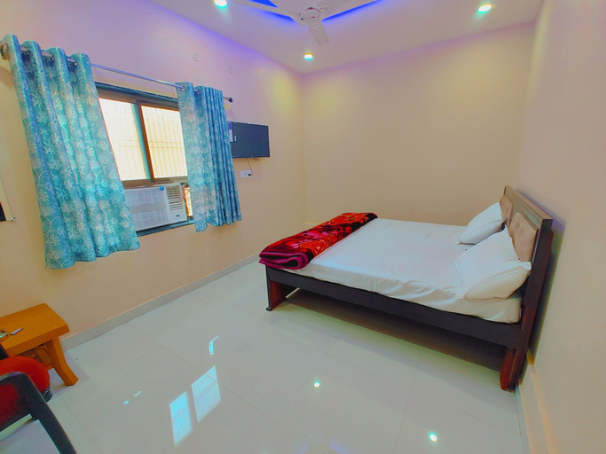 Room 2, Saryu Lodge, Faizabad