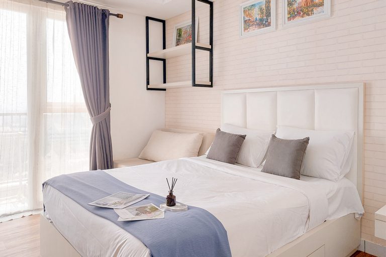 Chic Studio at Casa De Parco Apartment near AEON Mall By Travelio, Tangerang