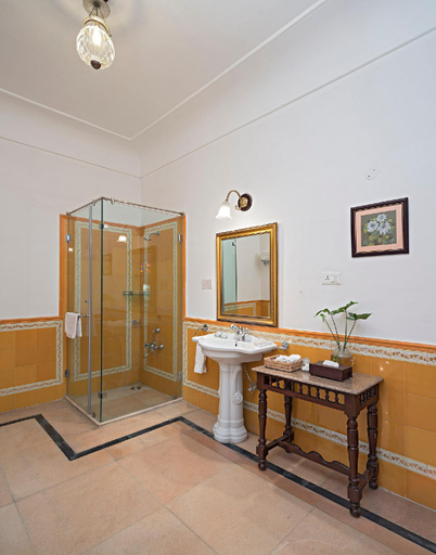 Bathroom 3, Alsisar Mahal – A Heritage Hotel, Jhunjhunun