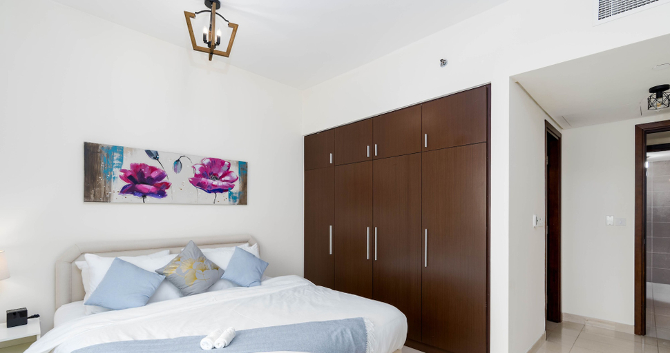 Bedroom 3, Stylish 1 Bedroom in Marina Blue, Abu Dhabi City