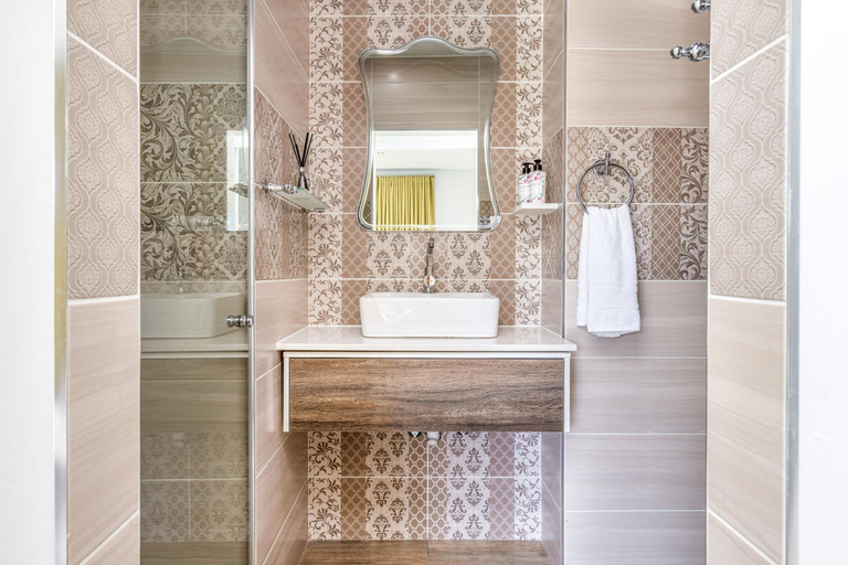 Bathroom 4, Fleur de Lis Guesthouse, West Rand