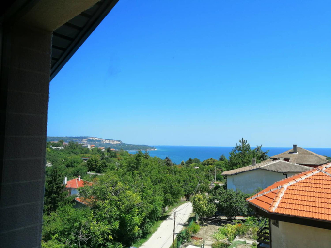 Others 4, Villa Bela, Balchik
