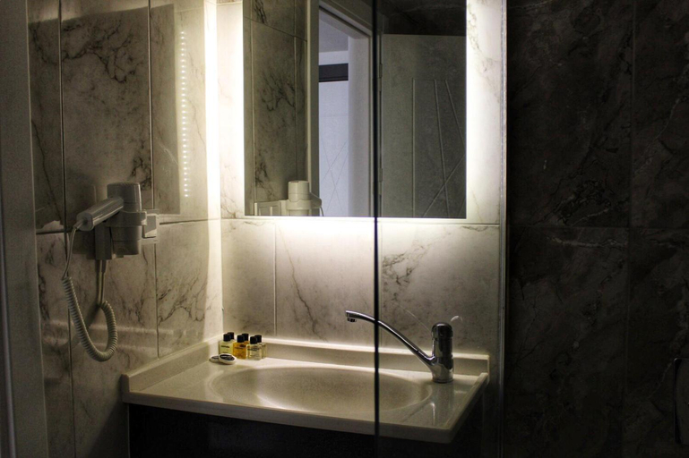 Bathroom 4, Eskopremium Otel, Merkez