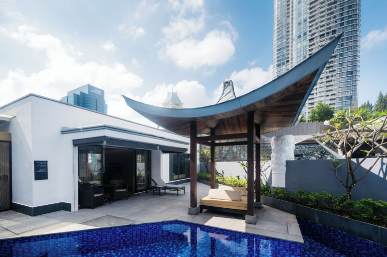 Swimming Pool 2
