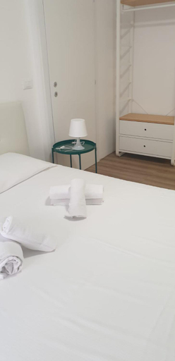 Others 5, Tourism E Business Superior Rooms, Padua