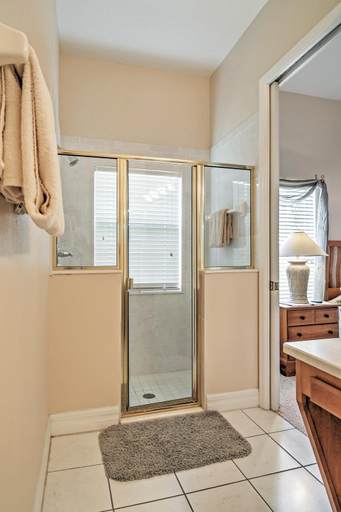 Others 3, 4 Mi to Disney: Kissimmee Group Getaway, Osceola
