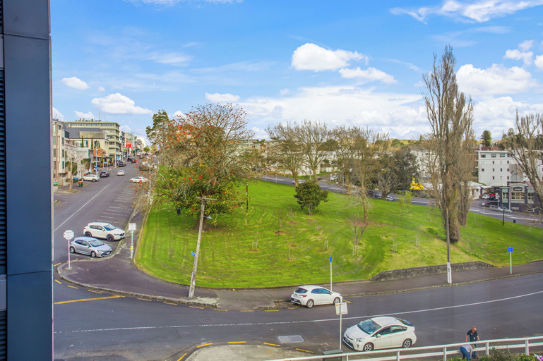View from property, Augustus Harmony Apartment with Parking, Waitakere