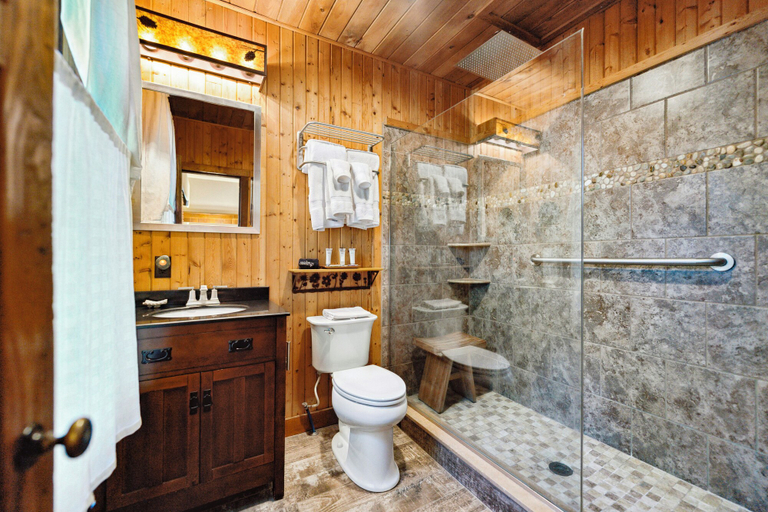 Bathroom 2, Snowbird Mountain Lodge, Graham