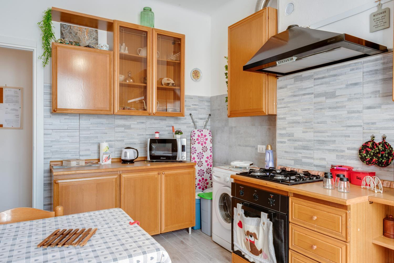 Others 3, Nonno Doa Holiday Apartment, La Spezia