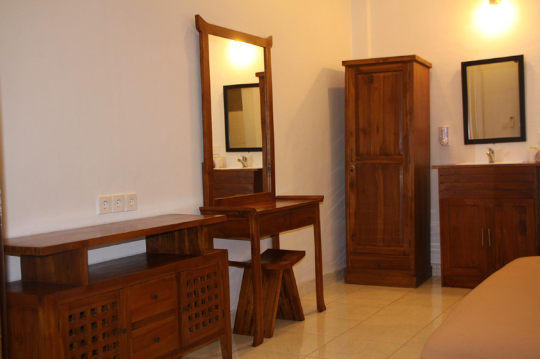 Bedroom 8