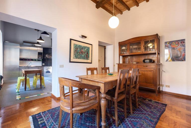 Facilities 2, Piacentino Homes Piazza Navona Teatro Pace 5 e 6, Roma