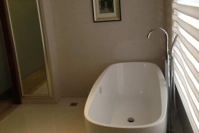 Bathroom 4, Tokang International Hotel, Xianning