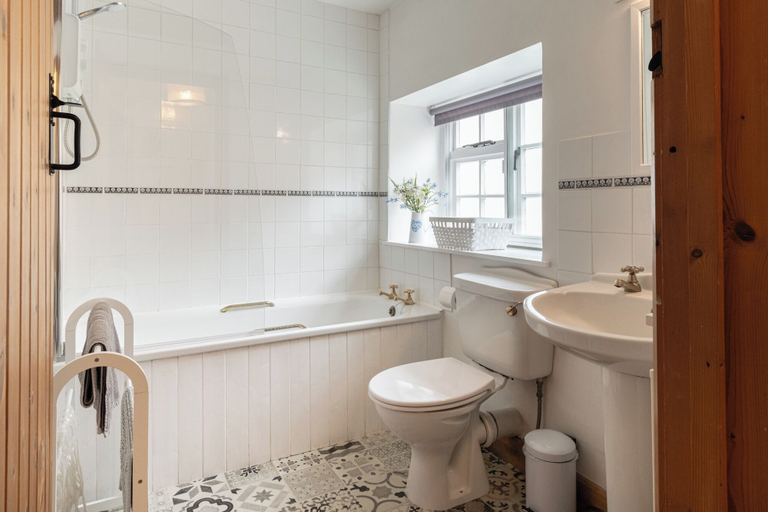 Bathroom 4, Maple Cottage - Beautiful 2BD Retreat, Oxfordshire