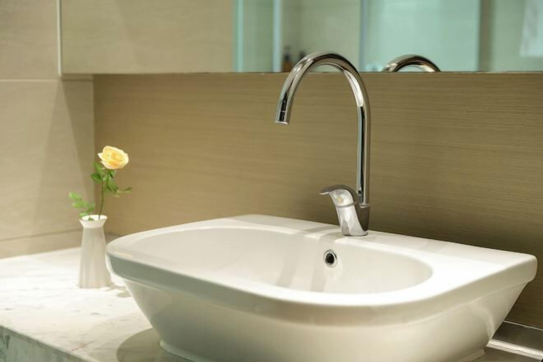 Bathroom 3, Huamei Holiday Hotel, Xiamen