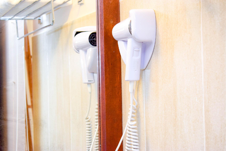 Bathroom 5, Insight Resort, Habaraduwa