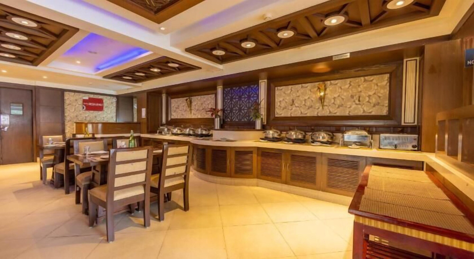 Food & Drinks 5, Crestmont Ashapurna Jaipur , Jaipur